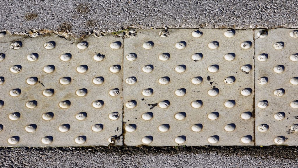 découvrez notre colle à carrelage performante pour une pose durable et efficace de vos carreaux, adaptée à tous types de surfaces.